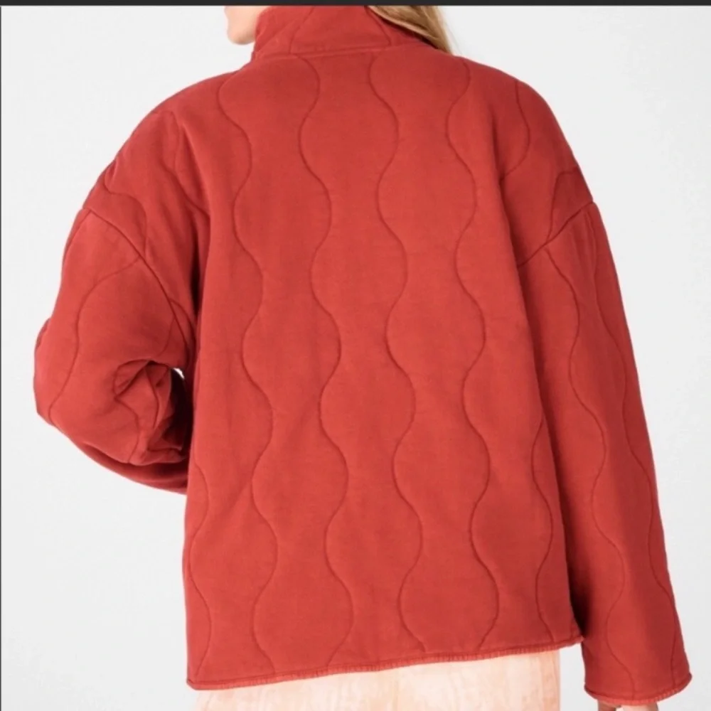 Fabletics Tedi Quilted Jacket Mandarine - Picture 2 of 12